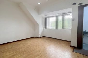 Bandar Menjalara (Desa Seri Mahkota)