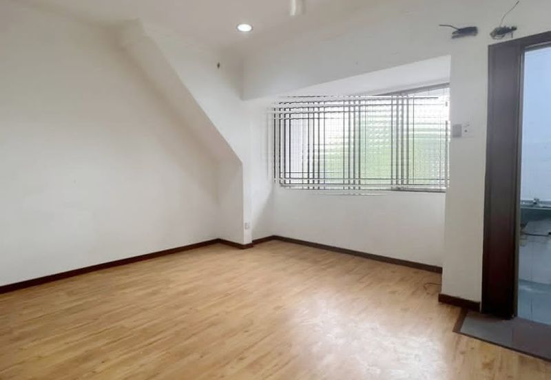 Bandar Menjalara (Desa Seri Mahkota)