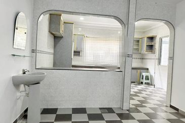 Bandar Sri Damansara SD 10-2 Storey House