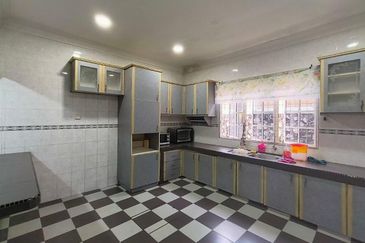 Bandar Sri Damansara SD 10-2 Storey House