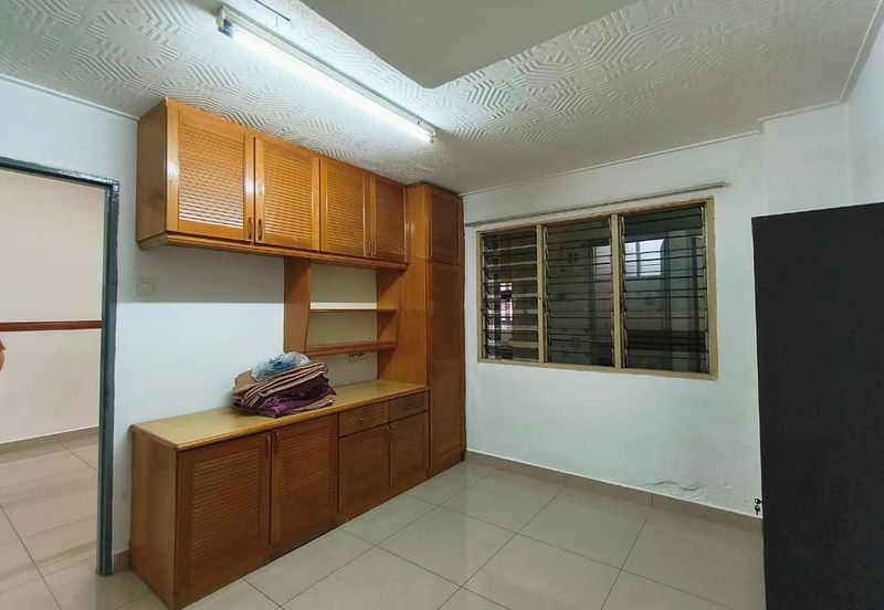 Taman Kepong (Kepong Garden)