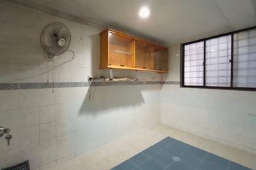 Sri Jinjang Apartment