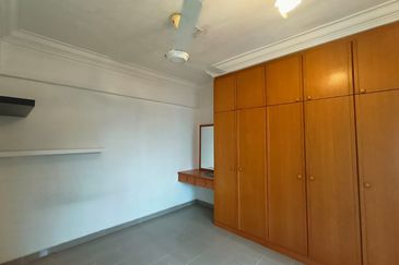 Sri Jinjang Apartment