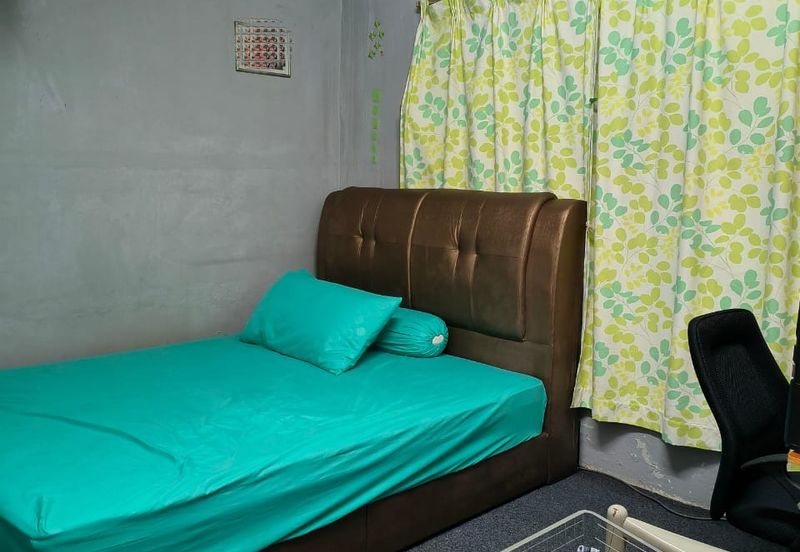 Taman Kepong (Kepong Garden)