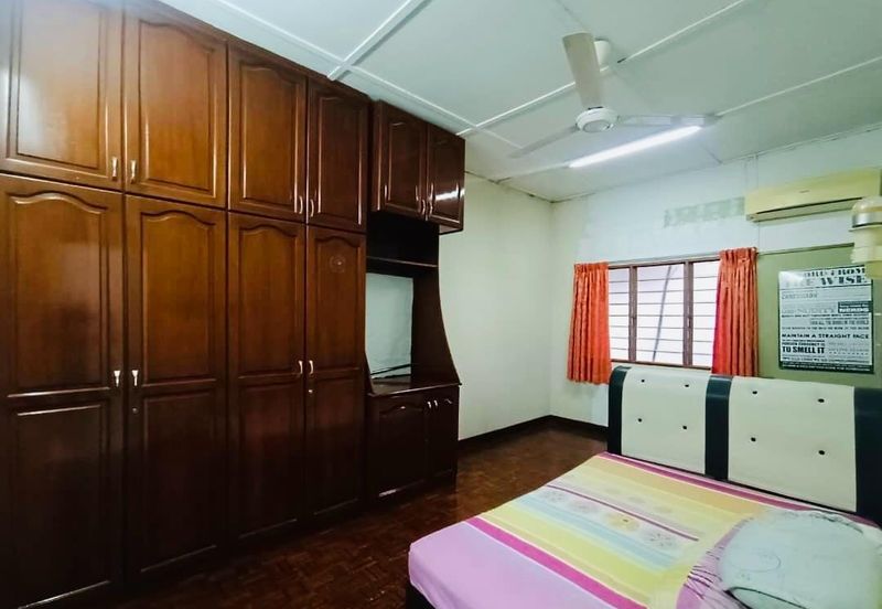 Taman Kepong (Kepong Garden)