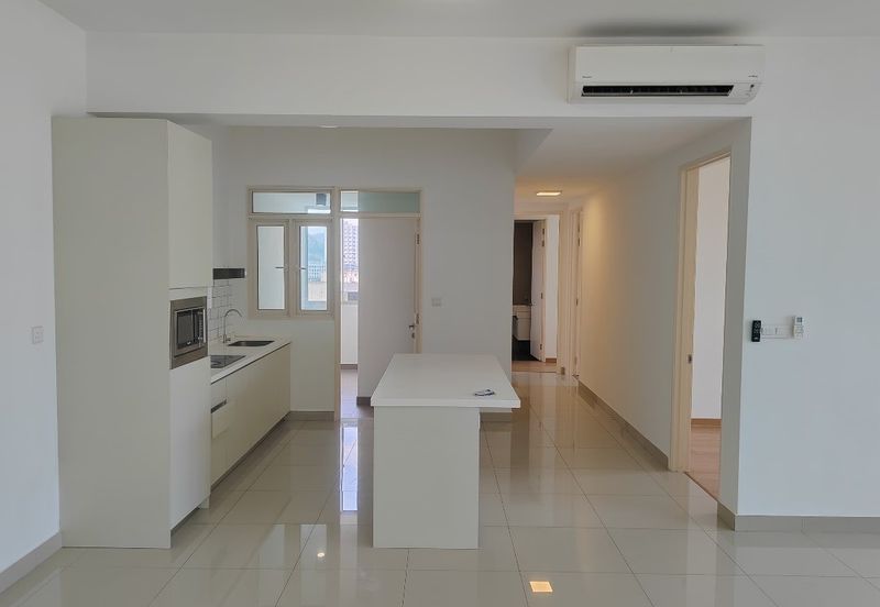 East Parc @ Menjalara