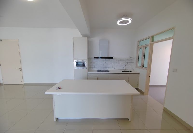 East Parc @ Menjalara