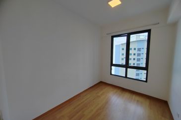 East Parc @ Menjalara