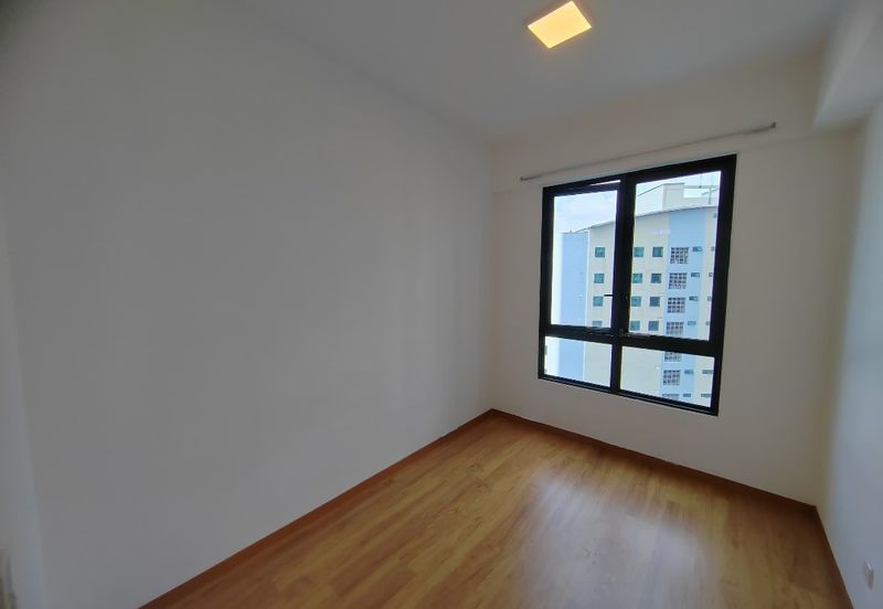 East Parc @ Menjalara