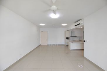 East Parc @ Menjalara