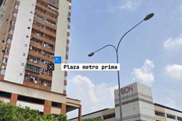 Plaza Metro Prima