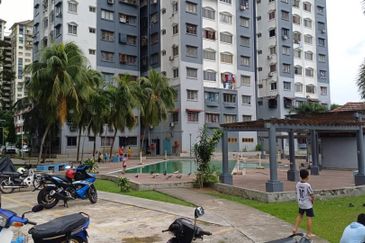 Taman Sri Murni Fasa 2 Aparment