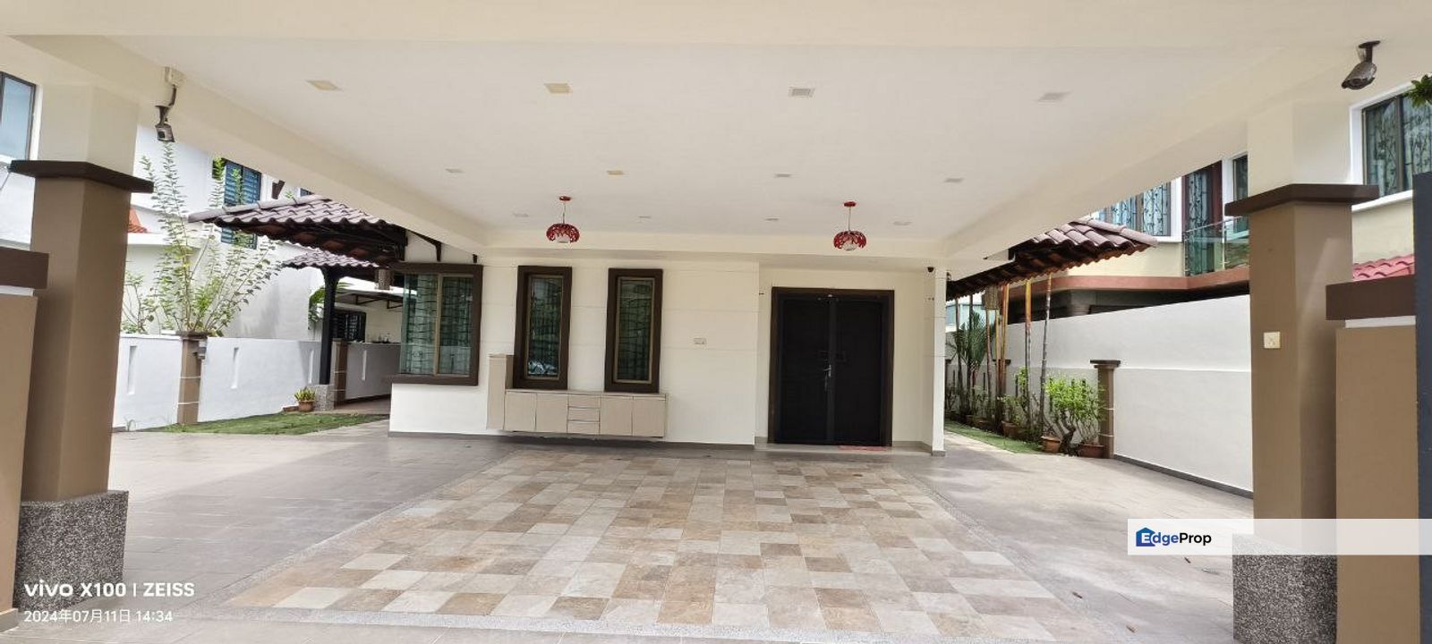 Bungalow , 2 storey fully renvovated , below market price, aman perdana ,klang, Selangor, Klang