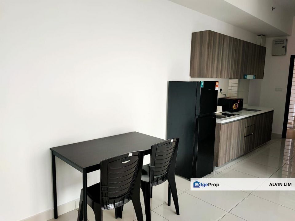 Below Market Price ,good for own stay or ivestment up to roi 5.5%, edusentral condo fully furnished  , Selangor, Setia Alam/Alam Nusantara