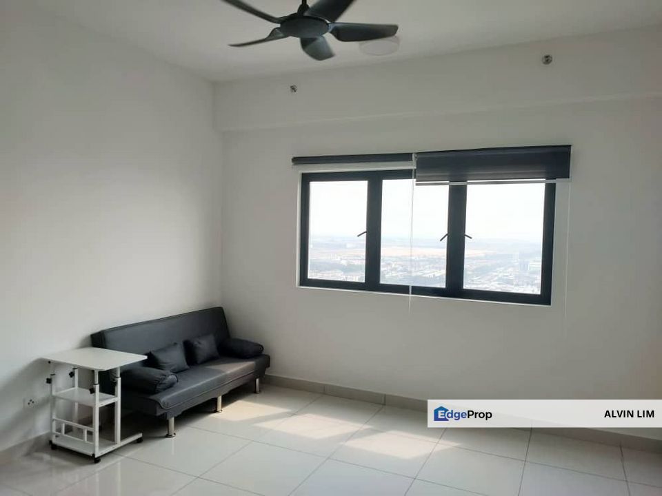 Below Market Price ,good for own stay or ivestment up to roi 5.5%, edusentral condo fully furnished  , Selangor, Setia Alam/Alam Nusantara