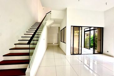 The Canal Garden South, Horizon Hills