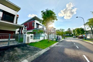 The Canal Garden South, Horizon Hills