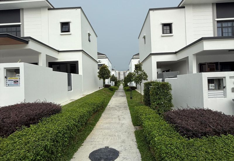 The Borough @ Eco Botanic 2