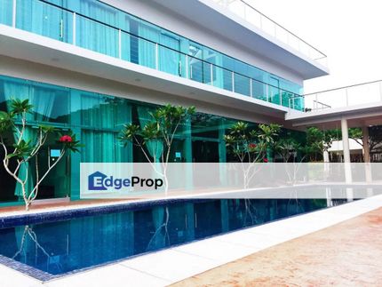 Freehold double storey bungalow renovated and fully furniture at leisure farm, Johor, Gelang Patah