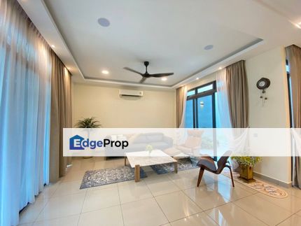 Freehold Renovated Partially Furnished Double Storey Superlink House @ Estuari Garden For Sale , Johor, Nusajaya