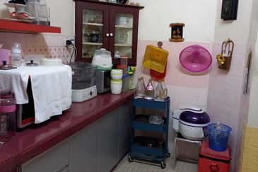 Jalan Taman Kinrara 1/15