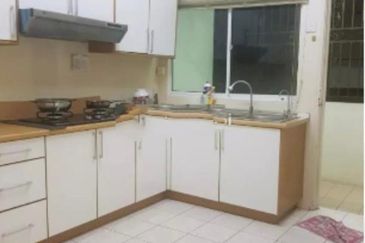 Villa Saujanis ,Taman Sri Sinar, Kepong,Segambut