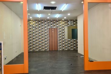 Parklane OUG Service Apartment