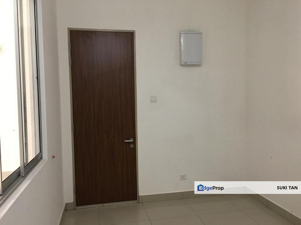 Villa Crystal Condominium , 2 carparks , Pool view , Kuala Lumpur, Segambut