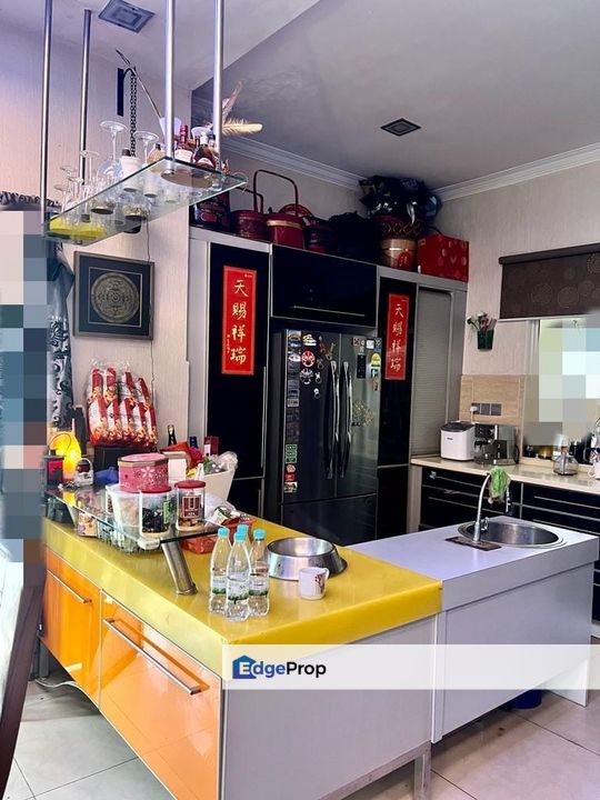 Seri Aman Heights , Huge land , Move in condition, Selangor, Sungai Buloh