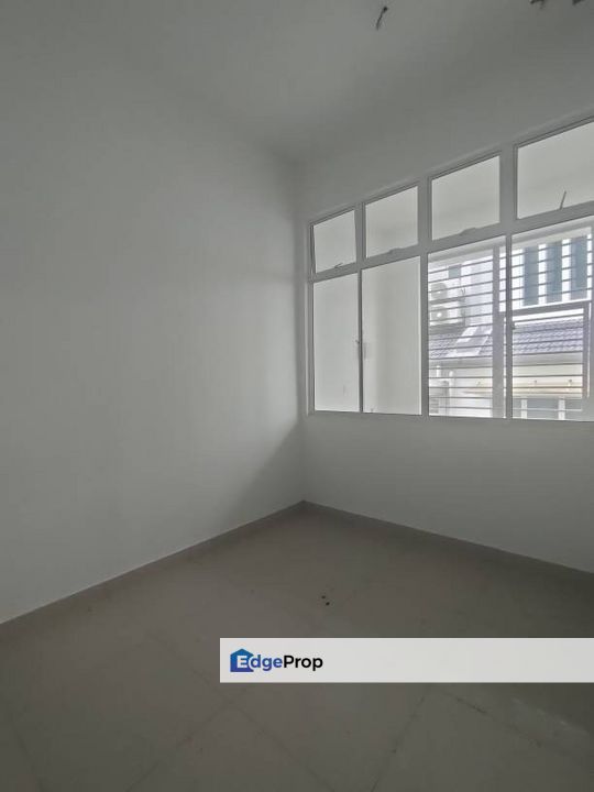 Dolomite Templer Three Storey End Lot House, Selangor, Rawang