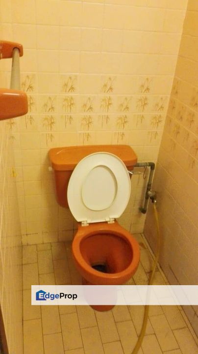 Taman Selayang Jaya Double Storey , Good condition , Free Hold, Selangor, Selayang