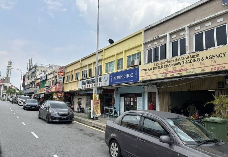 Taman Kampung Batu 2sty Shop For Sale