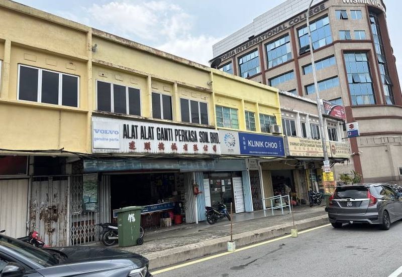 Taman Kampung Batu 2sty Shop For Sale