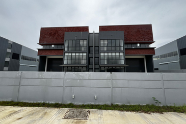 Elmina Business Park