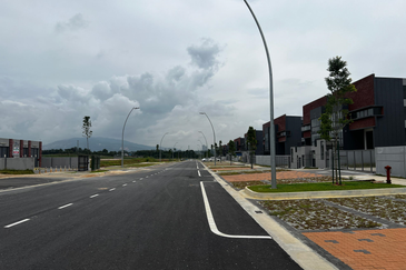 Elmina Business Park