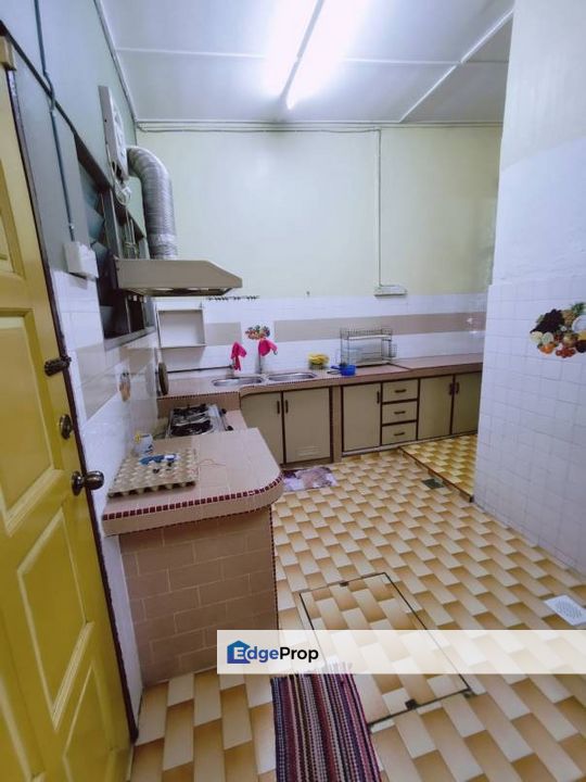 Taman Bukit Maluri Double Storey , Kitchen extended, Kuala Lumpur, Kepong