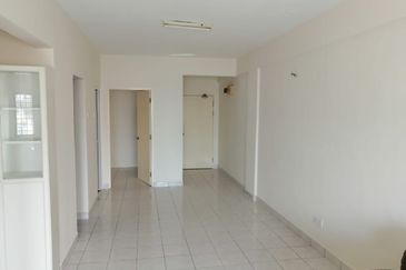Plaza Sinar Apartment