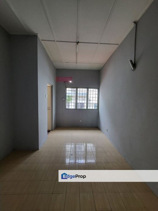 Taman Desa Serdang Double Storey , Move in condition, Selangor, Seri Kembangan