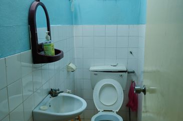 Medan Putra Business Centre