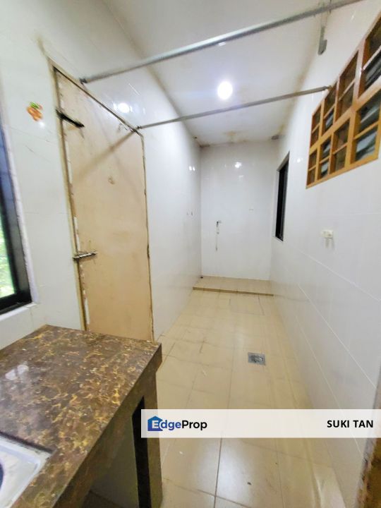 Taman Desa Serdang Double Storey , Well keep and renovated, Selangor, Seri Kembangan