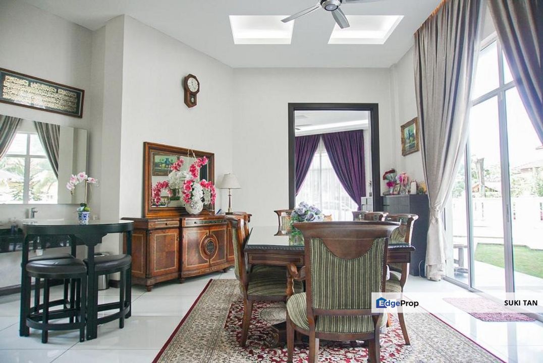 Bandar Tun Hussein Onn 3 storey bungalow for sale, Selangor, Cheras