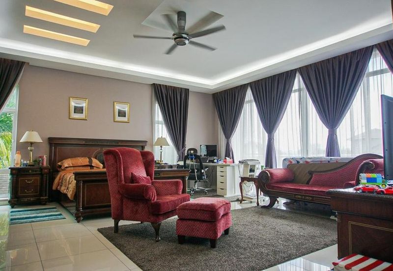 Bandar Tun Hussein Onn