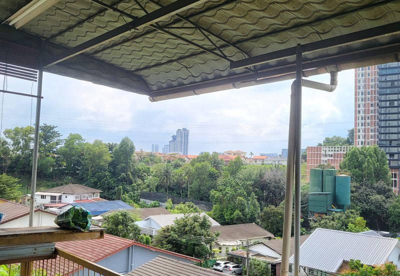 TAMAN UNITED 2STRY BUNGALOW FOR SALE