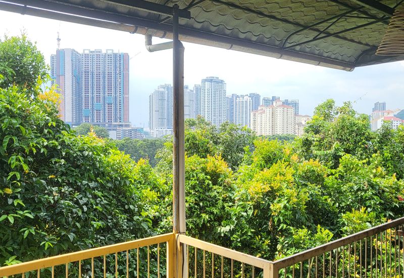 TAMAN UNITED 2STRY BUNGALOW FOR SALE