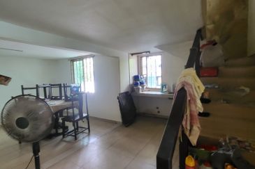 TAMAN UNITED 2STRY BUNGALOW FOR SALE