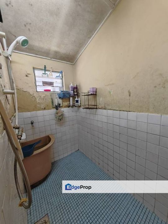 Taman Desa Jaya One Storey End Lot House For Sale, Selangor, Kepong