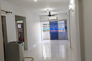 Plaza Sinar Apartment