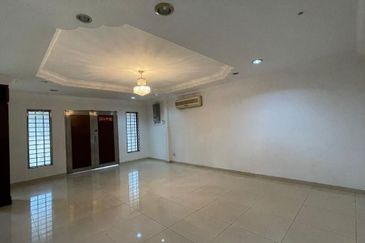 Taman OUG 2 Storey Semi D For Sale 