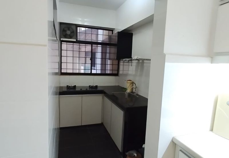 Anjung Hijau (Greenfield Apartment)