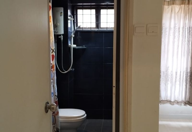 Anjung Hijau (Greenfield Apartment)